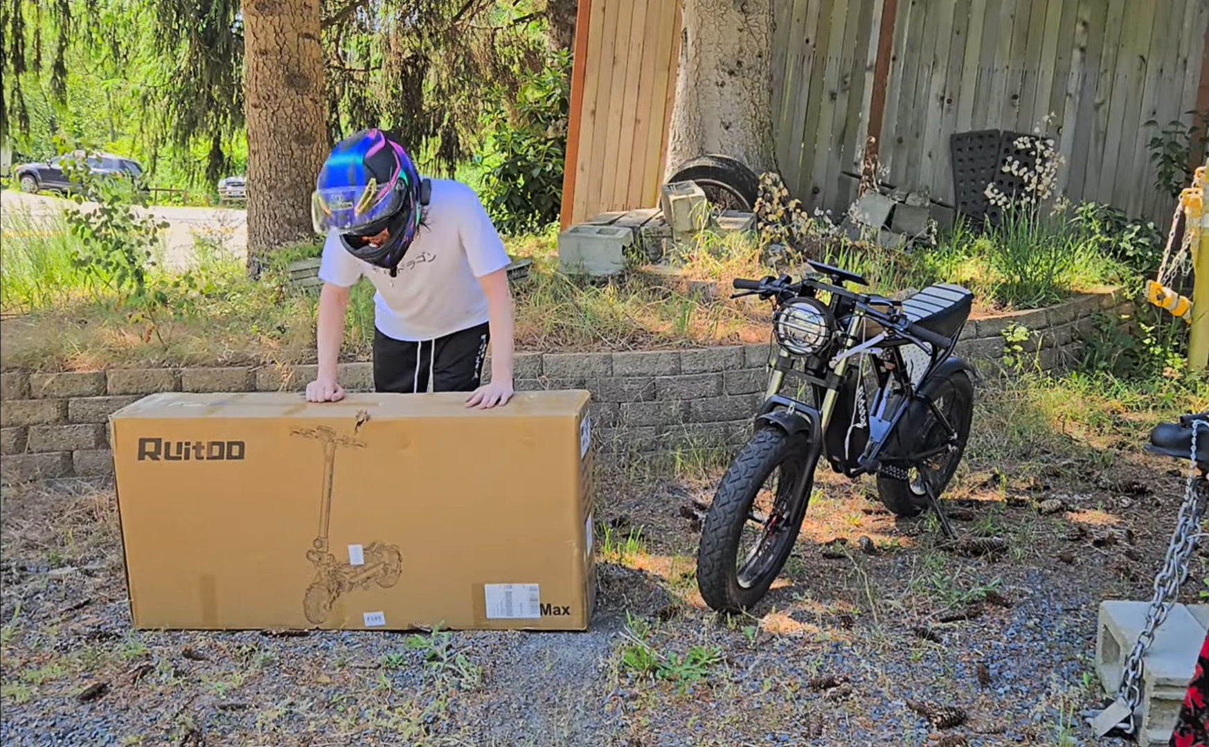 Translation missing: fr.block.video.load_video